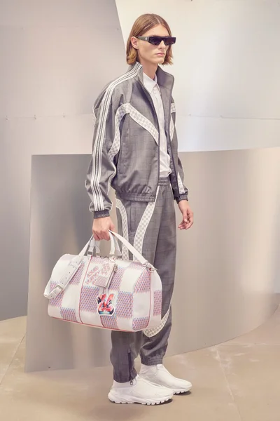 Look 7